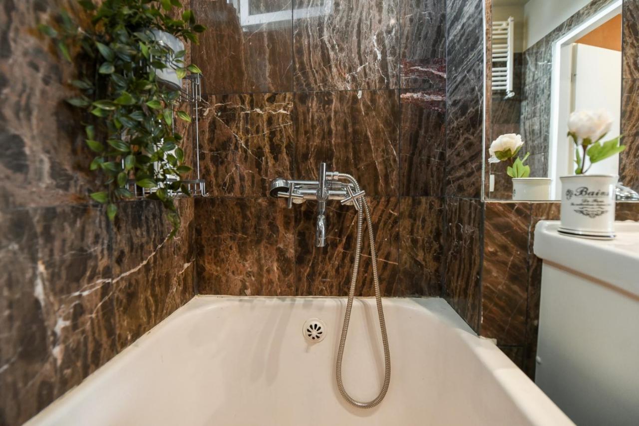 Spectacular Views & Modern Comfort: Your Dream Duplex In Central Bucharest 아파트 외부 사진