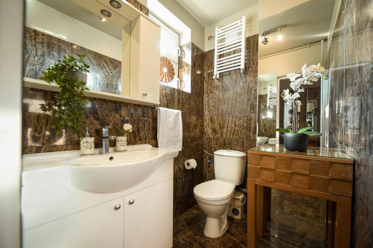 Spectacular Views & Modern Comfort: Your Dream Duplex In Central Bucharest 아파트 외부 사진